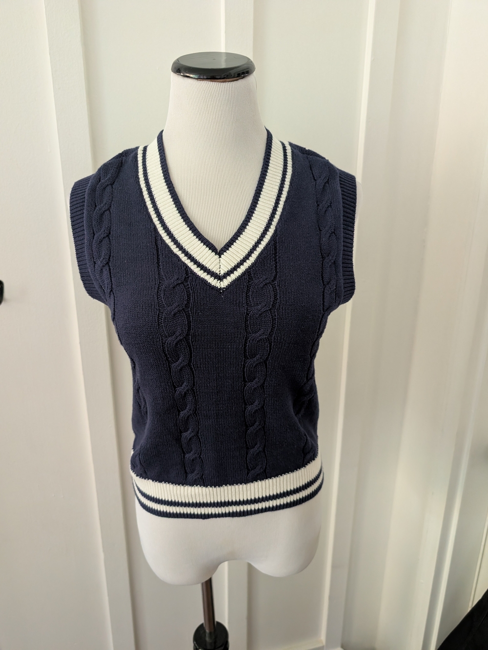 RSQ Navy Cable-Knit V-Neck Sweater Vest with White Trim